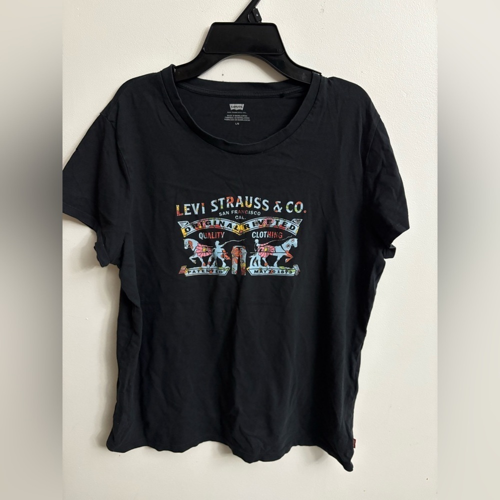 Levi's Black T-Shirt with Colorful Graphic large